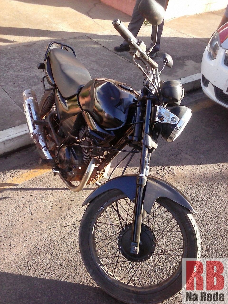 PM recupera moto furtada entre Ribeirão Bonito e Ibaté