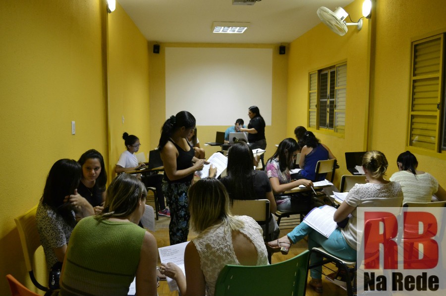 Universidade de Ribeirão Bonito forma alunos