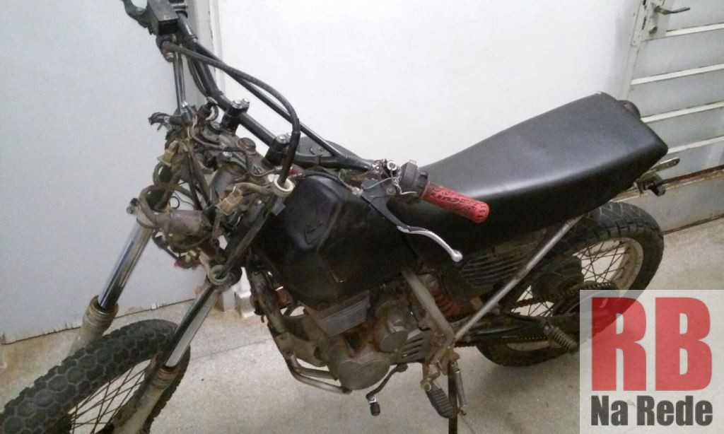 Polícia identifica receptador de moto furtada em Ribeirão Bonito