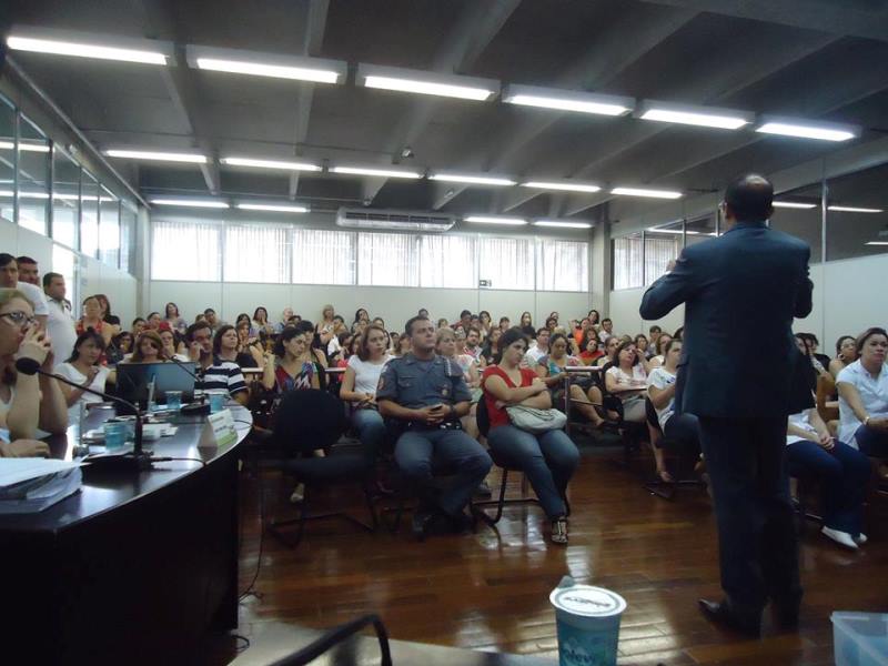 Ribeirão Bonito recebe palestras de prevenção ao uso de drogas
