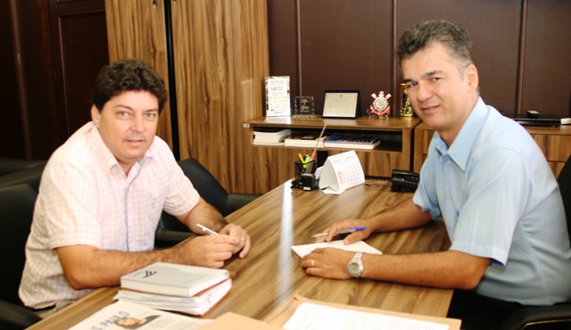 Ex-prefeito de Trabiju visita presidente da Câmara de Araraquara