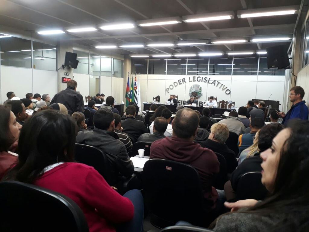 Câmara de Ribeirão Bonito aprova CP contra prefeito