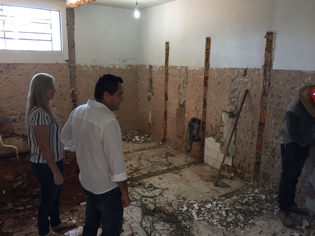 Prefeitura de Ribeirão Bonito inicia reforma de escola em Guarapiranga