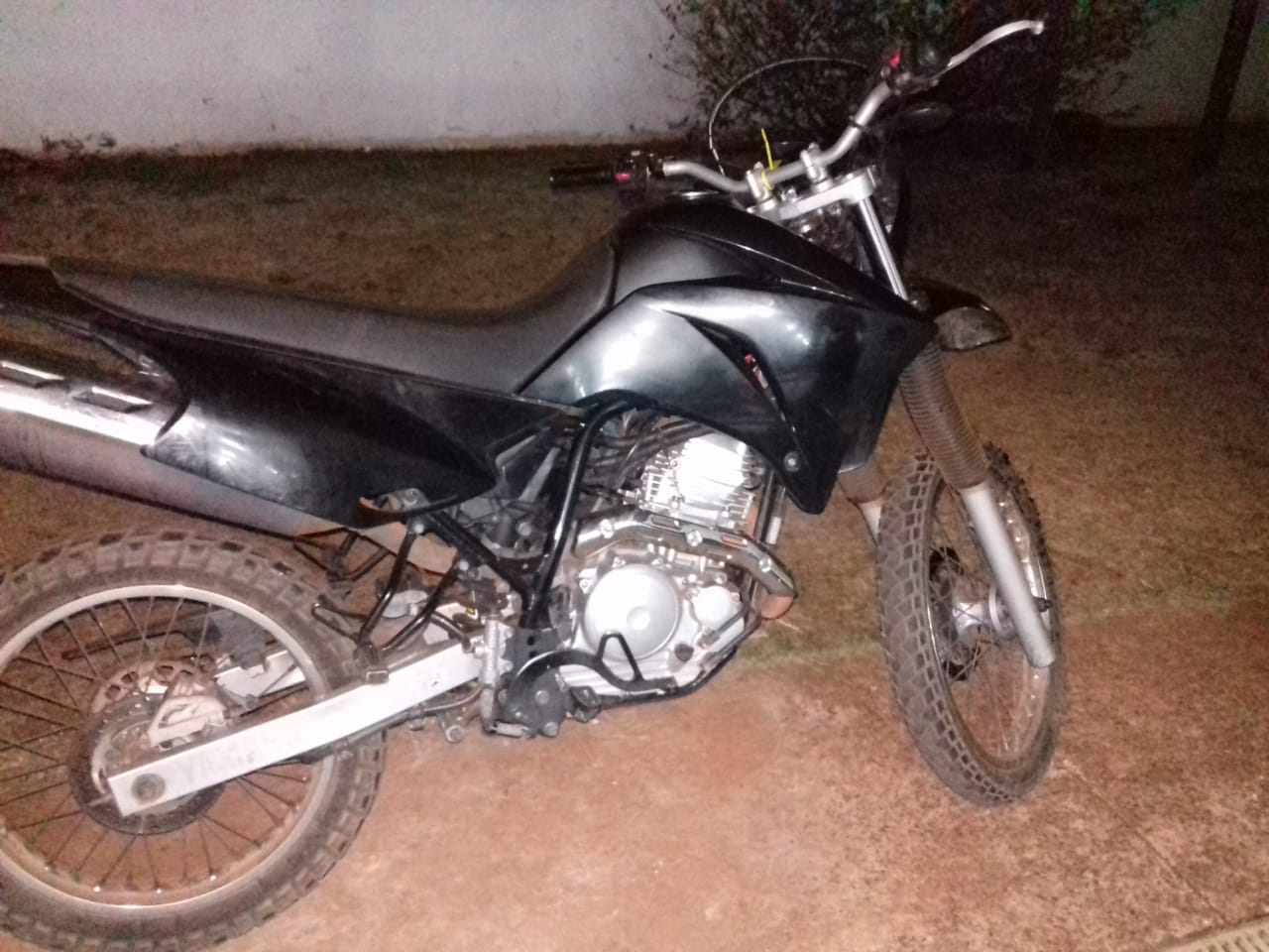 Polícia Militar de Ribeirão Bonito localiza moto furtada