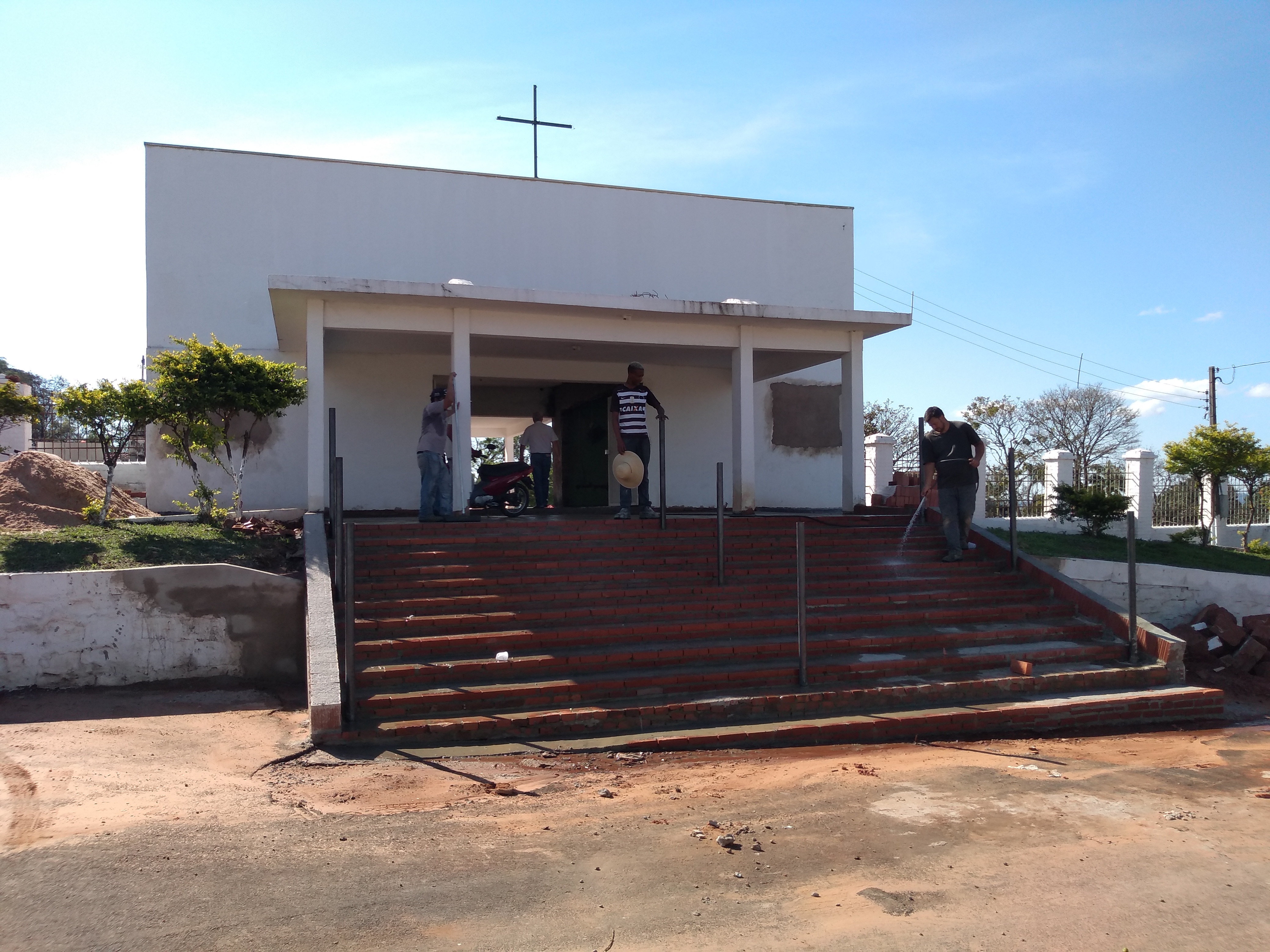 Cemitério de Ribeirão Bonito passa por reforma e recebe melhorias