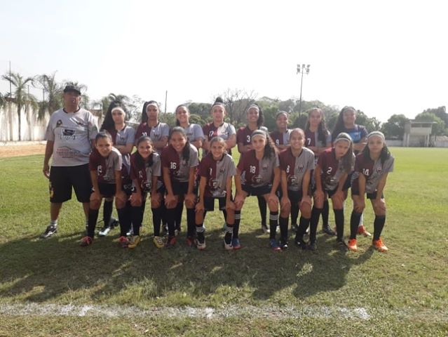 Equipe de Futebol Feminino de Ribeirão Bonito vence amistosos