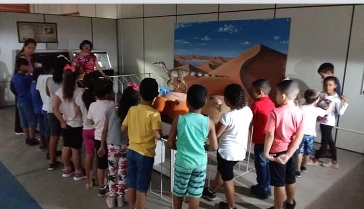 Alunos de Escola Municipal de Ribeirão Bonito visitam Museu da Ciência