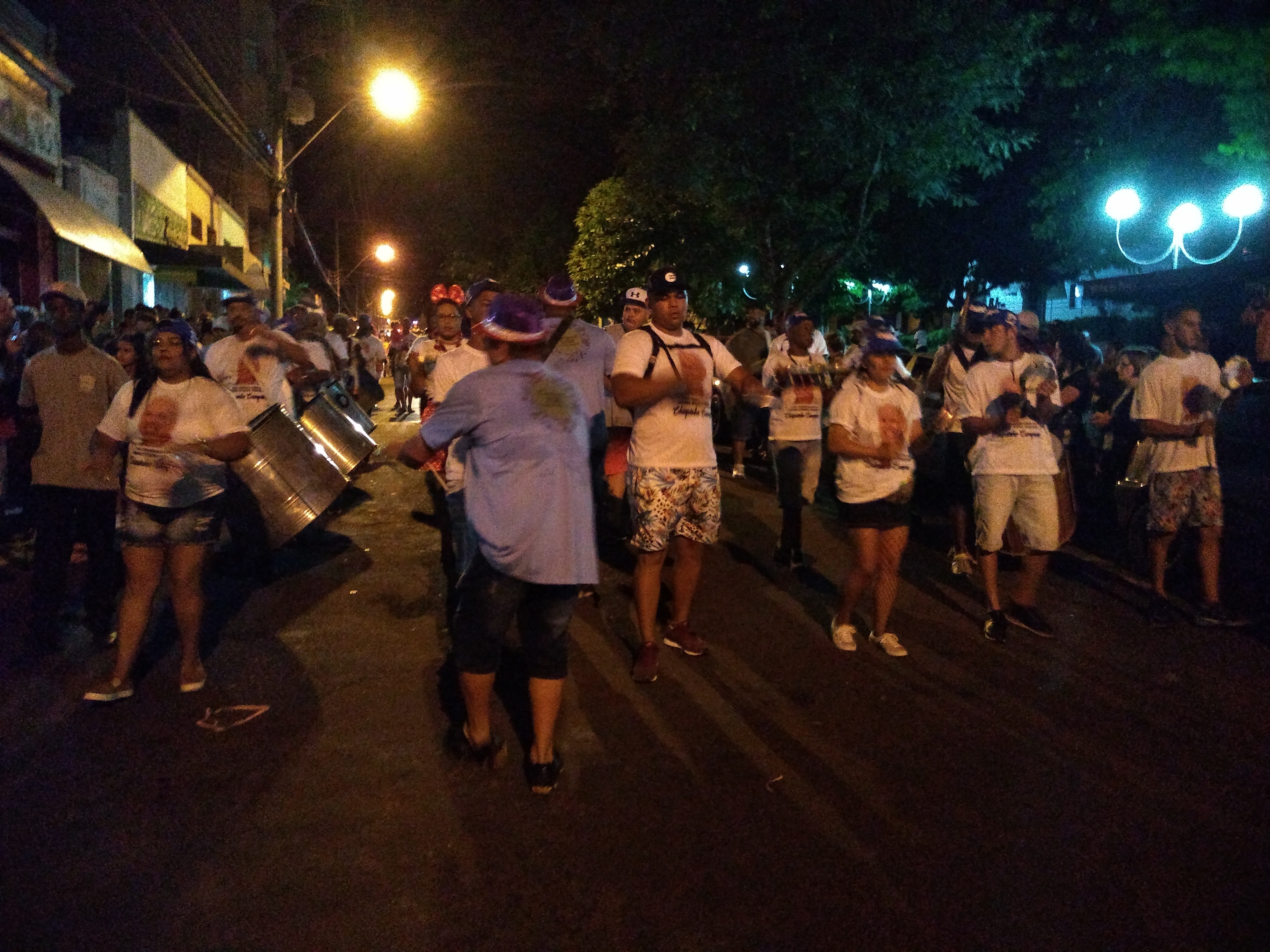 Centenas de pessoas prestigiam Carnaval 2020 em Ribeirão Bonito e no distrito de Guarapiranga