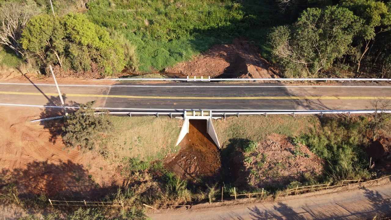 Prefeitura de Ribeirão Bonito entrega ponte no distrito de Guarapiranga